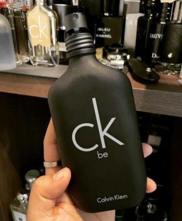 CK be ( CALVIN KLEIN.)