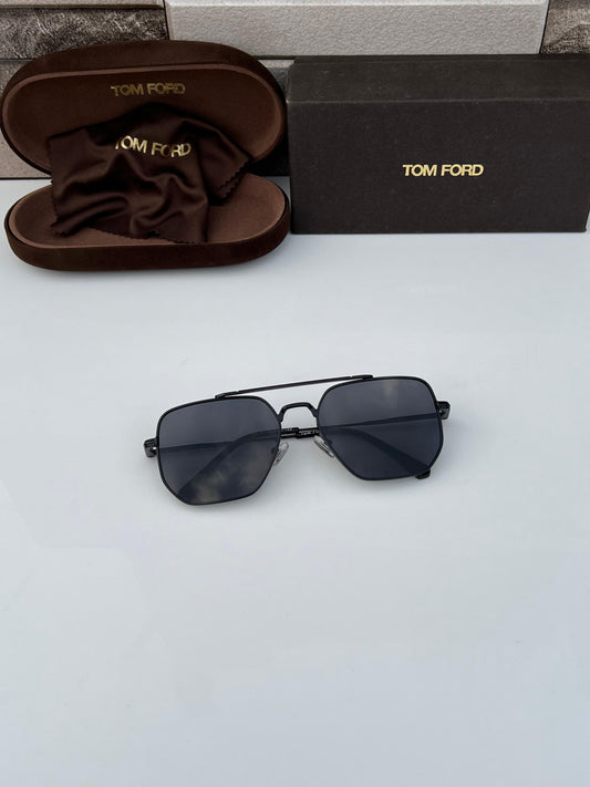 Tomford 161 full black with box