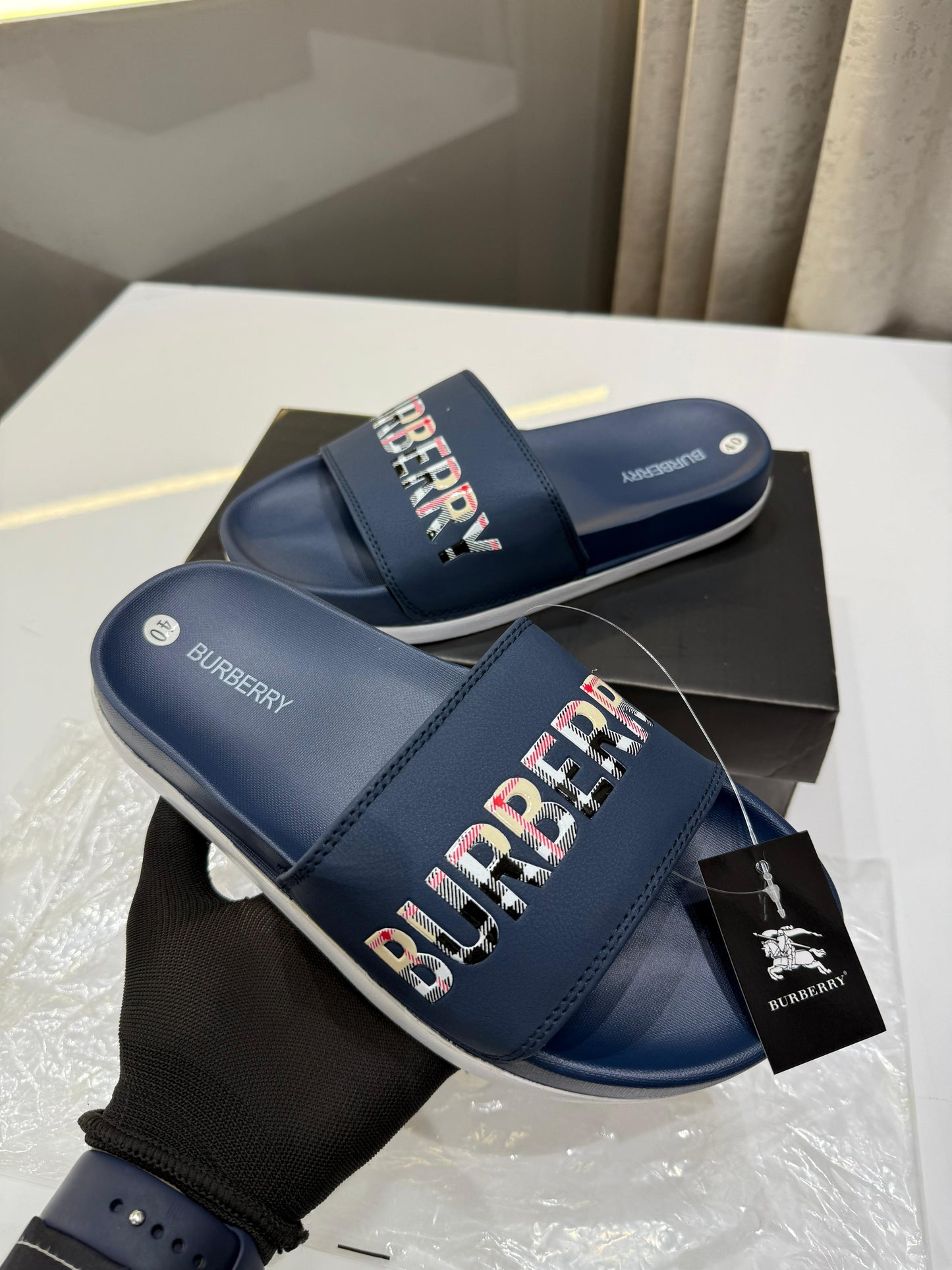 Burberry slipper